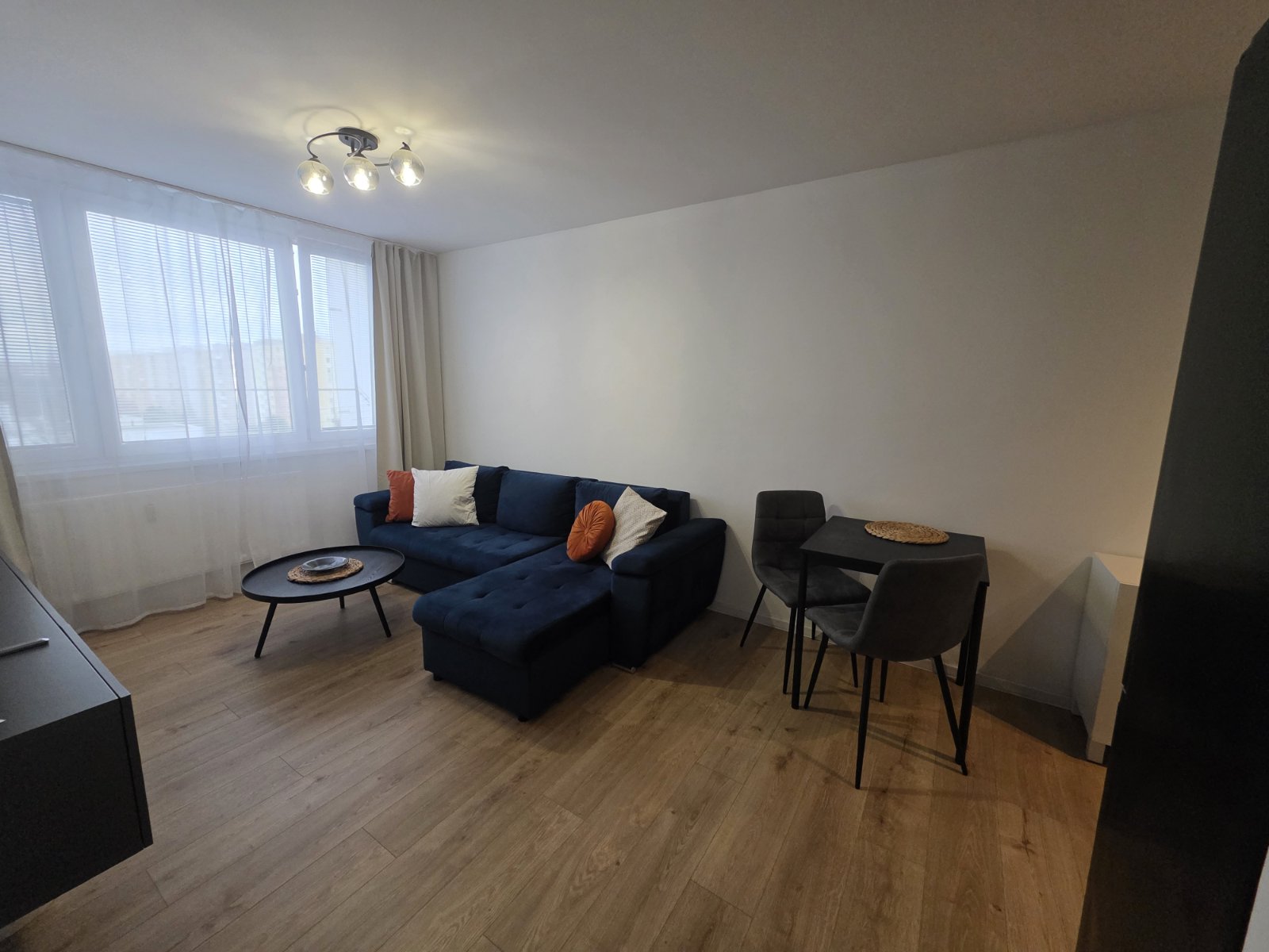 Na prenájom štýlový 2- izbový byt po rekonštrukcii